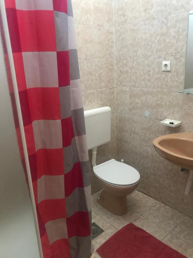 Apartmani Vilma Pakoštane エクステリア 写真